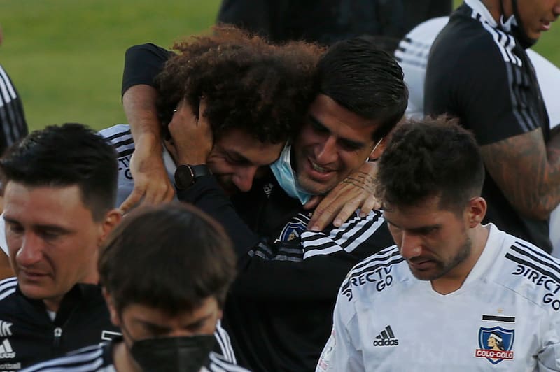 Partido por el descenso con la U de Concepción. El zaguero nacido en Argentina destacó el aporte del Peluca para una temporada de terror del club albo.
