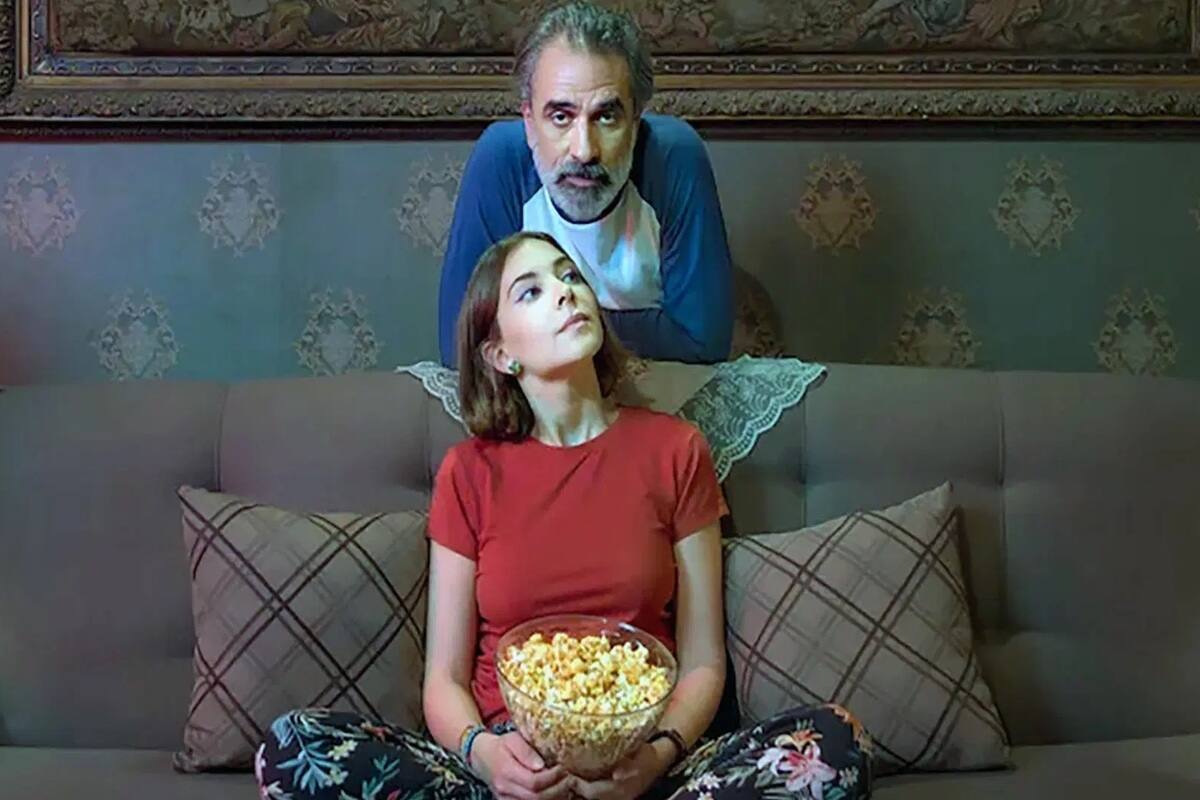 es dirigida y protagonizada por Fatima AlBanawi. Créditos: Netflix