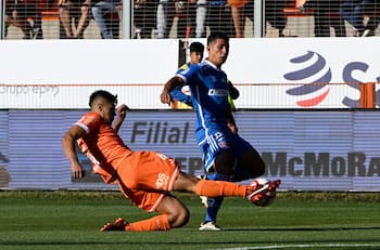 ¿En la U? Bastián Tapia dejó esperando a Cobreloa y quiere seguir jugando en Primera