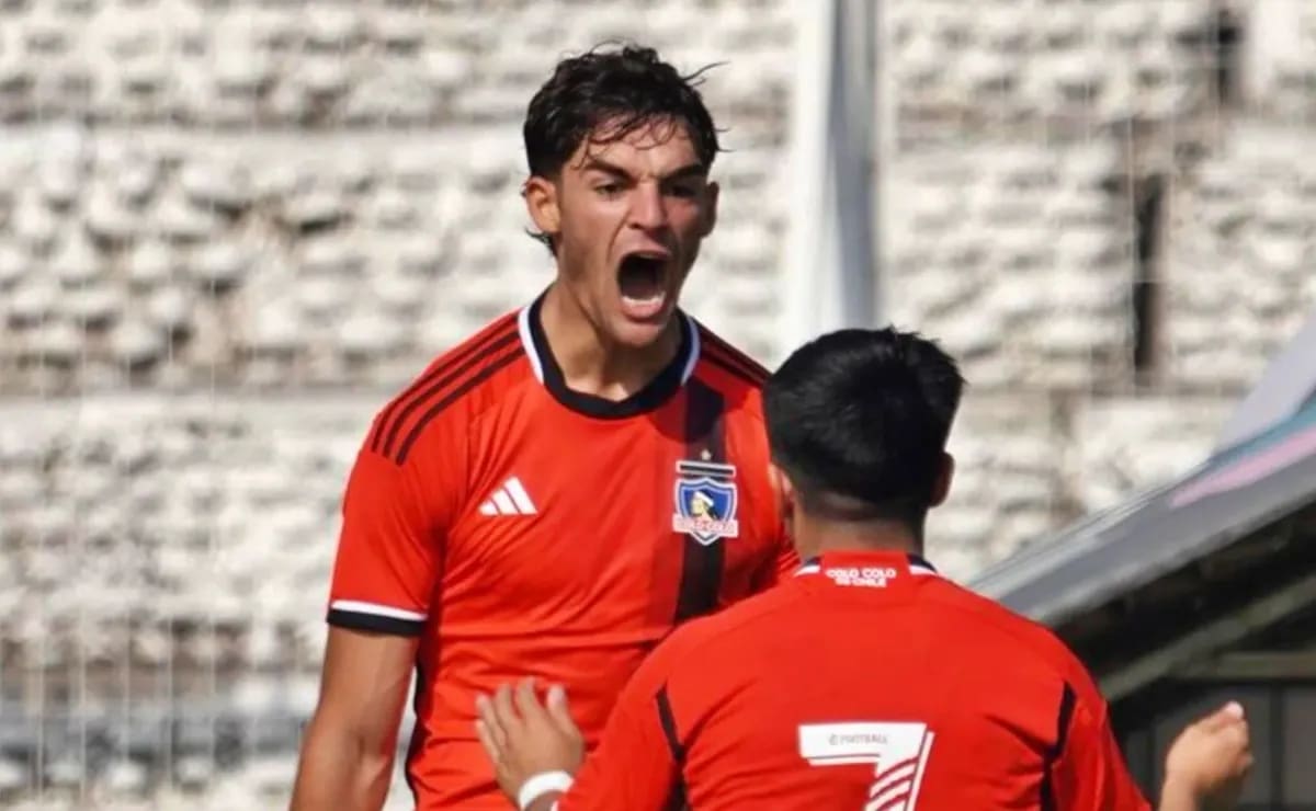 El delantero no seguirá en Colo Colo. Foto: Bautista Giannoni en Instagram.