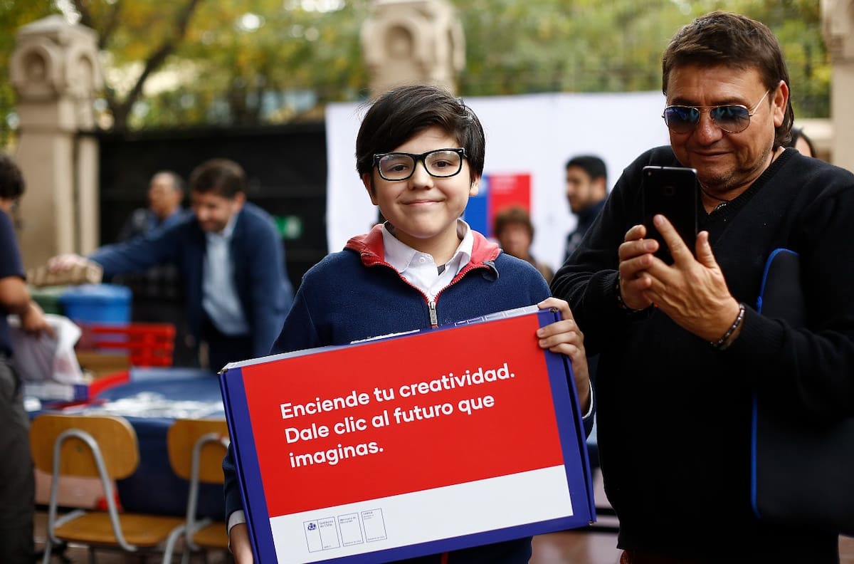 Conoce con tu RUT si recibes un notebook gratuito desde la Junaeb