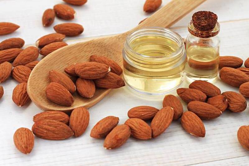 Beneficios del aceite de almendras.