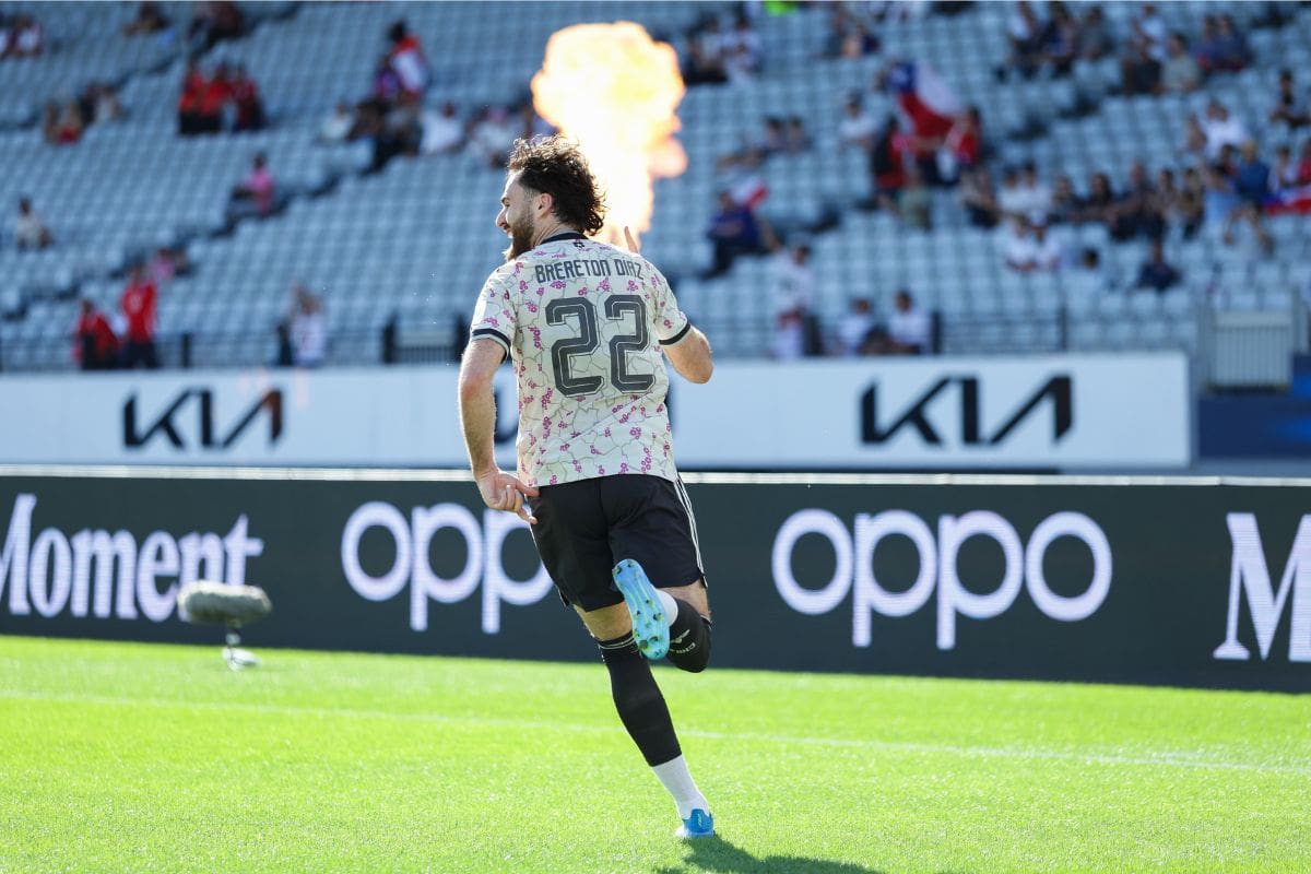 Autor del primer gol de Chile. Foto: Agencia Aton.