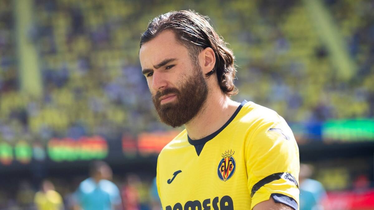 Un “genio” italiano surge como nueva competencia para Ben Brereton