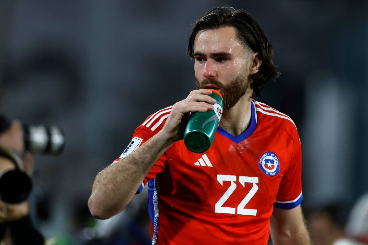 no estará en la titularidad de La Roja vs Ecuador.