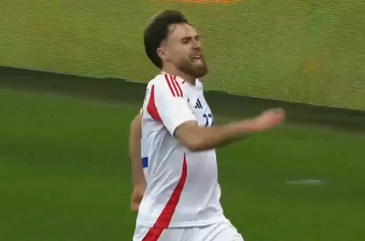 VIDEO | ¡Apareció Ben! Tras error de la defensa rusa, Brereton anota el segundo de La Roja