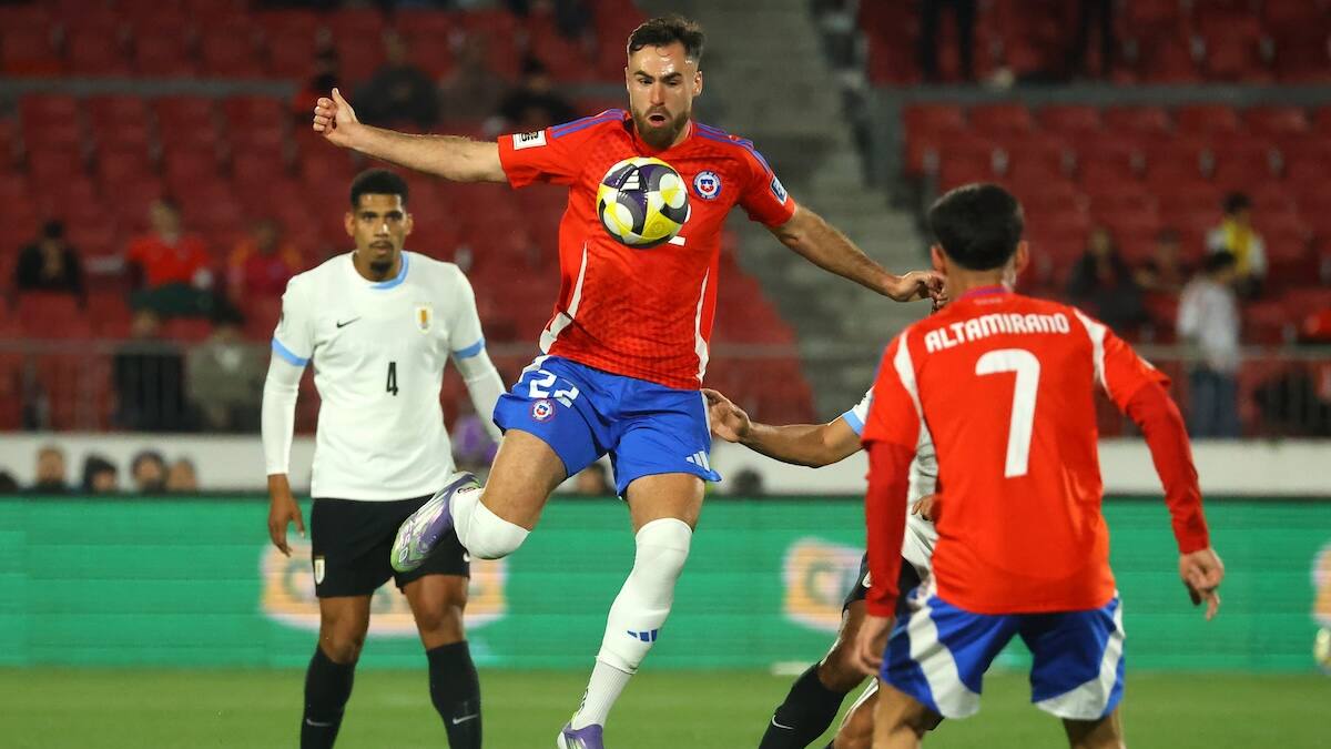 Suena bien: la formación ideal de Chile para el amistoso contra Perú