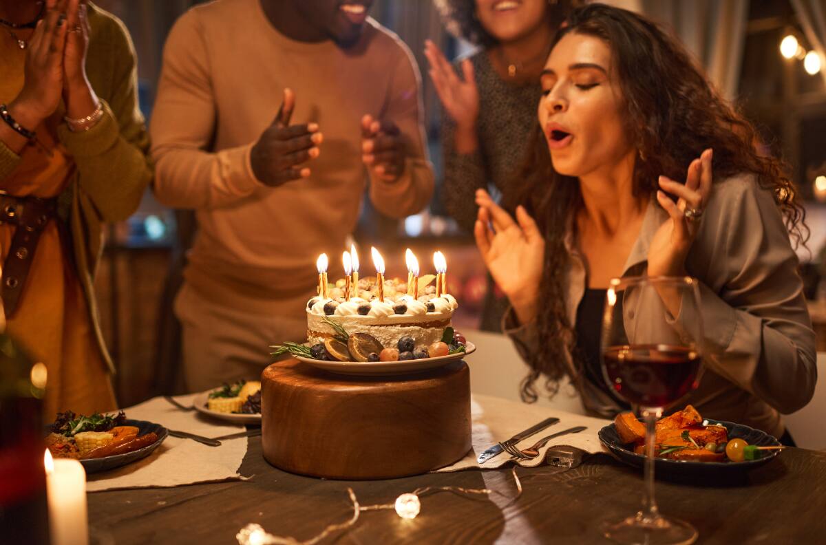 Gratis o con descuentos: Guía de los 23 beneficios para cumpleañeros en diferentes locales comerciales