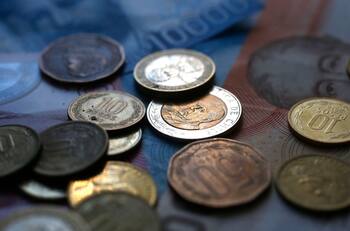 Revisa si cumples con los requisitos para recibir este bono de $82.000 que paga el Gobierno de Chile