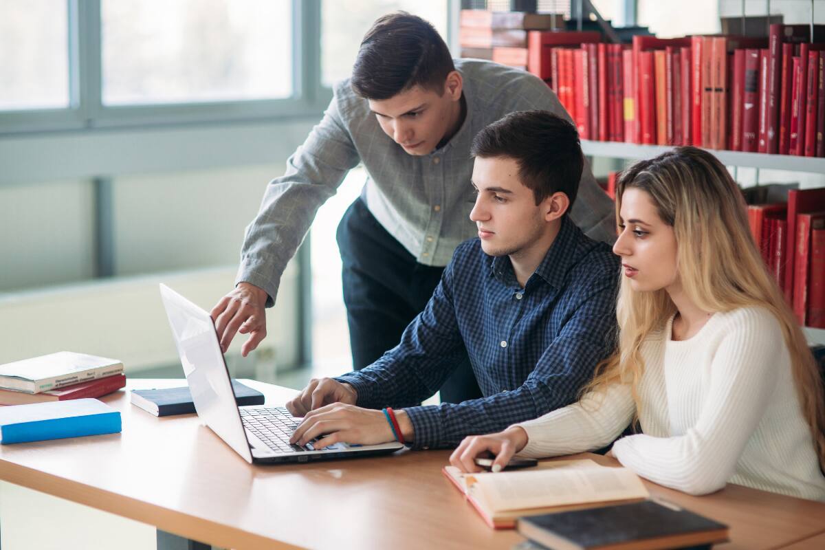 Existen más de siete becas a las que puedes acceder para la Educación Superior.