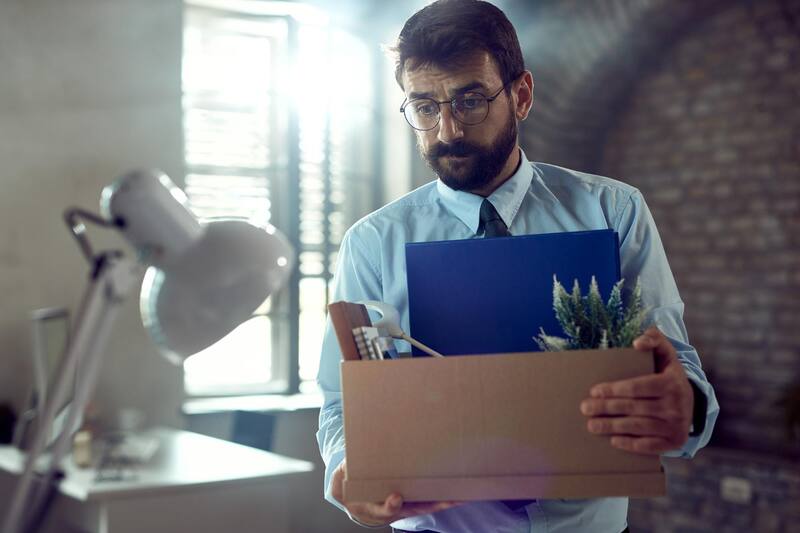 Infórmate sobre los beneficios que puedes aprovechar estando sin trabajo.