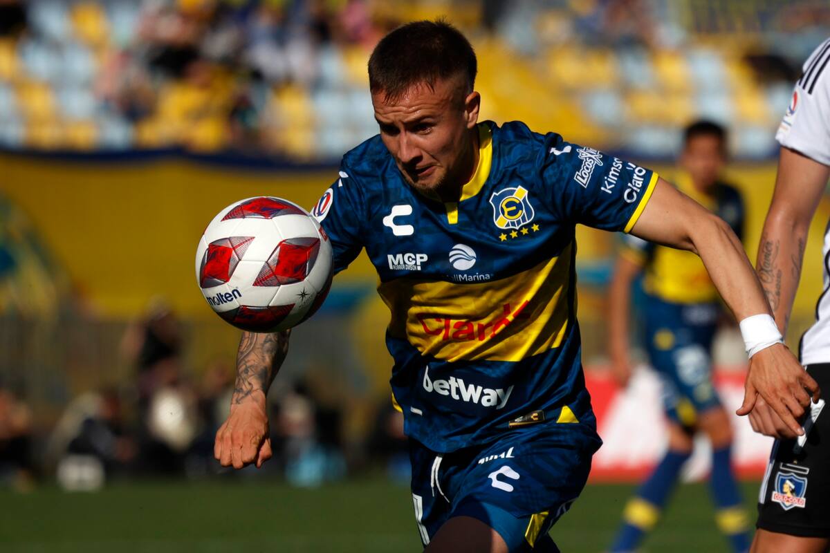está en la órbita de Colo Colo.
