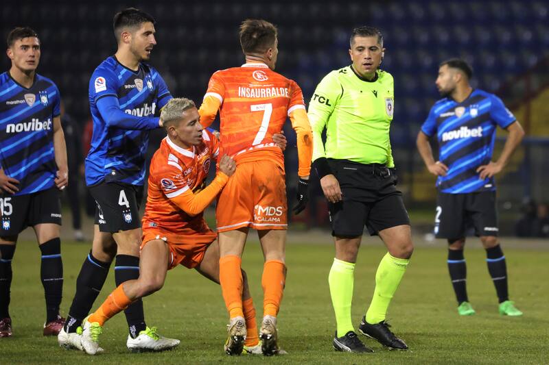 Benjamín Saravia fue el árbitro del polémico 1-1 entre Huachipato y Cobreloa de hace unas semanas en Talcahuano. (Foto: Aton)