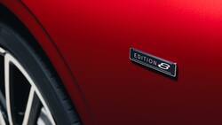 Bentley trae a Chile lujoso vehículo que pone fin a una leyenda