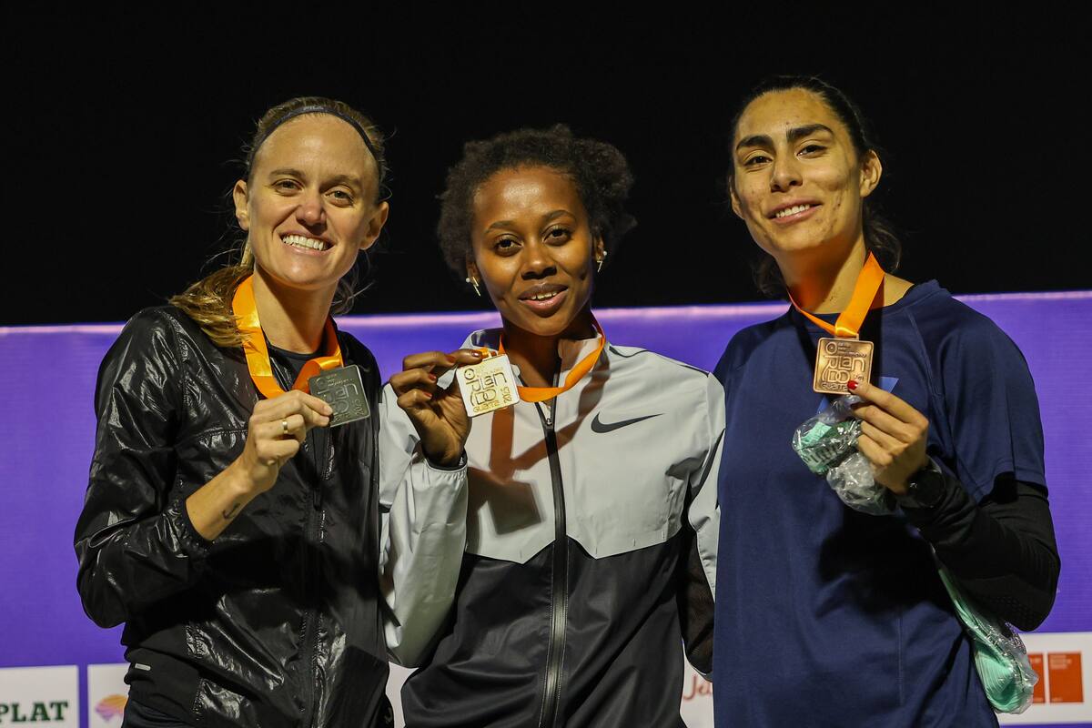 Campeona en los 800m del GP Orlando Guaita. Foto: Felipe Escobedo/En Cancha