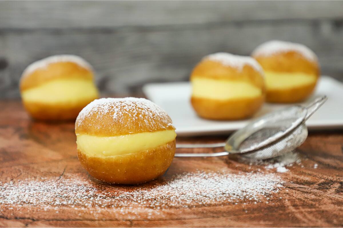 Esta masa dulce la puedes rellenar con manjar o crema pastelera.