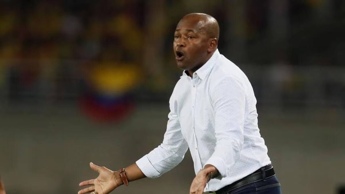 dejó de ser el DT de Deportivo Garcilaso después de cuatro meses.