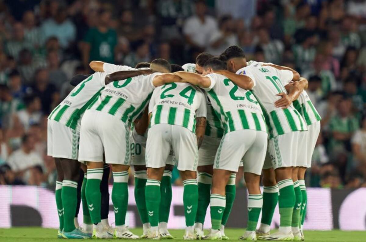 “Es un jugador marcado”: Vinculan a figura del Betis de Pellegrini con investigación por apuestas en el fútbol