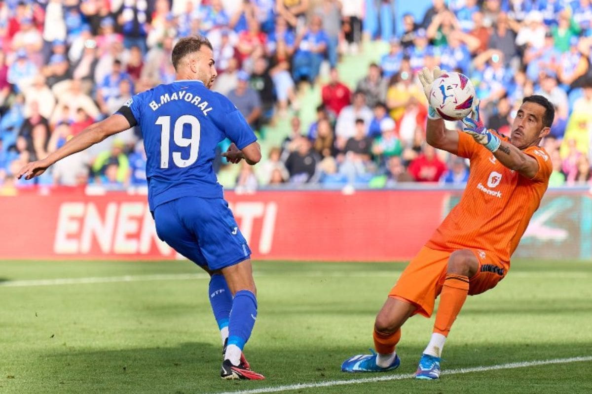 Claudio Bravo tuvo una buena actuación ante el Getafe.