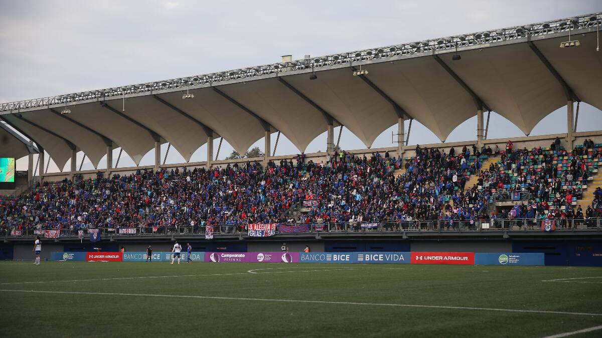 Restringen aforo para el Superclásico entre U. de Chile vs Colo Colo en La Florida