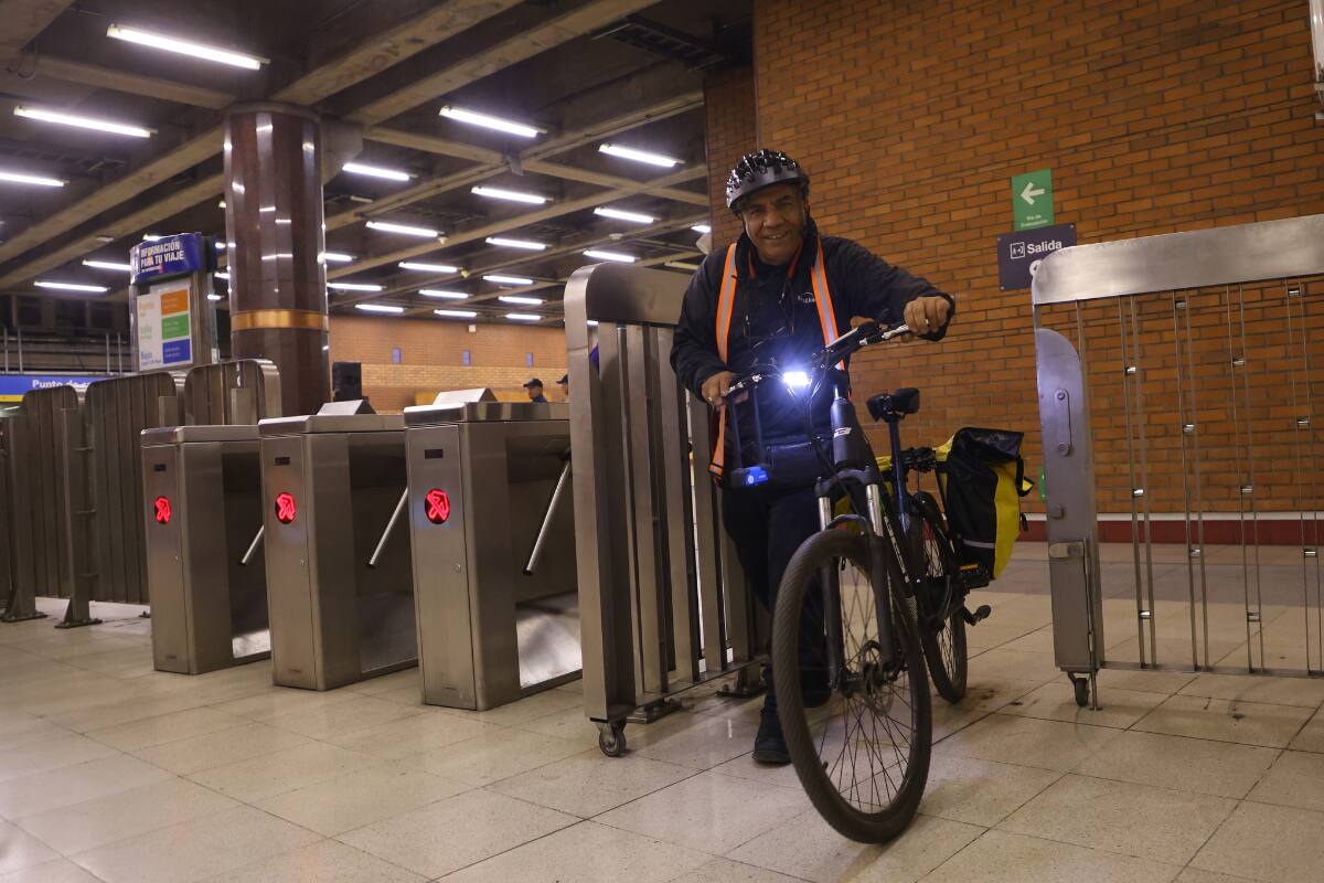 Descubre qué días puedes subir tu bicicleta al metro.