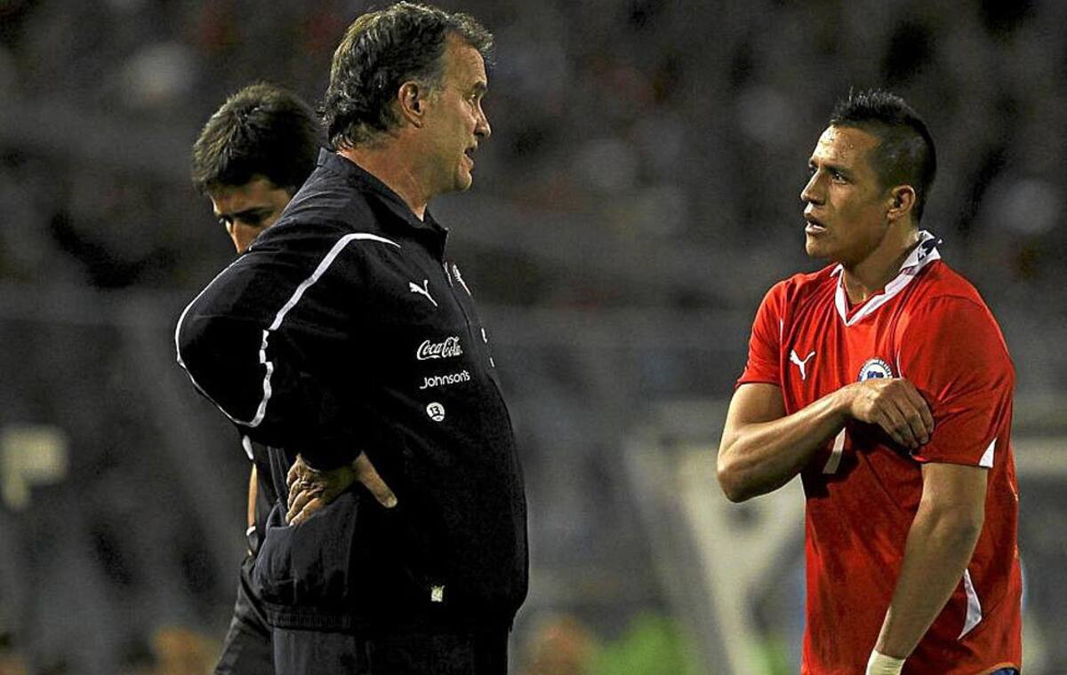 Marcelo Bielsa en sus tiempos de entrenador de La Roja.