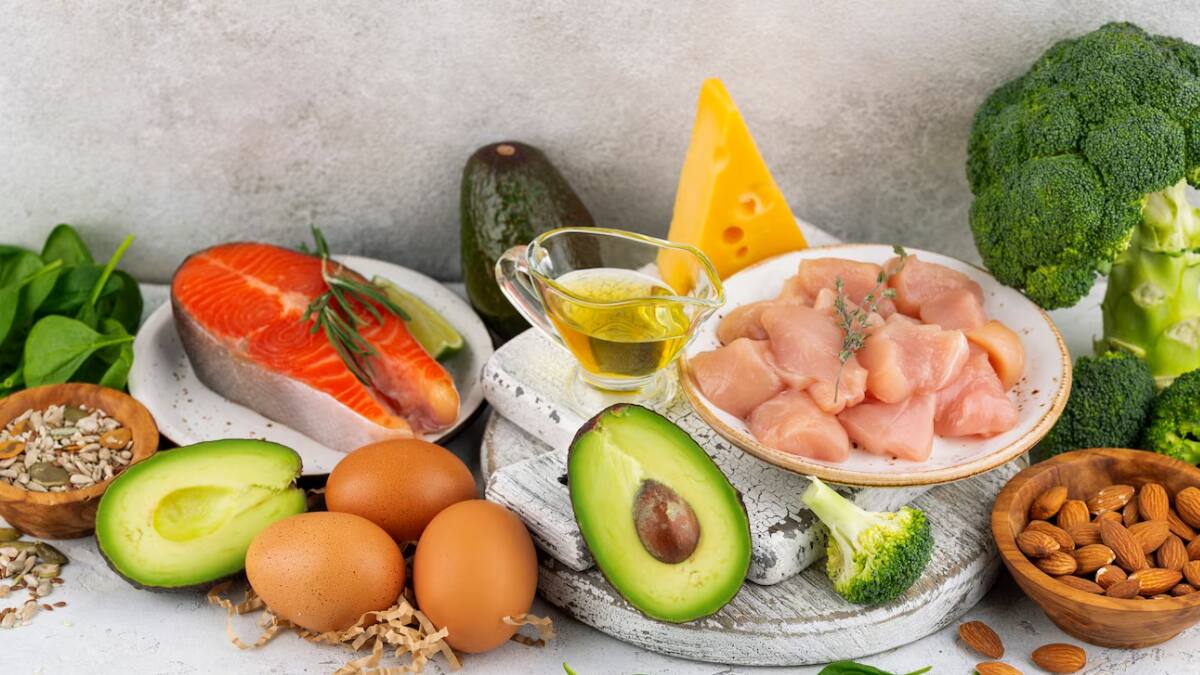 Estos son SEIS alimentos que te ayudan a reducir el colesterol, según expertos