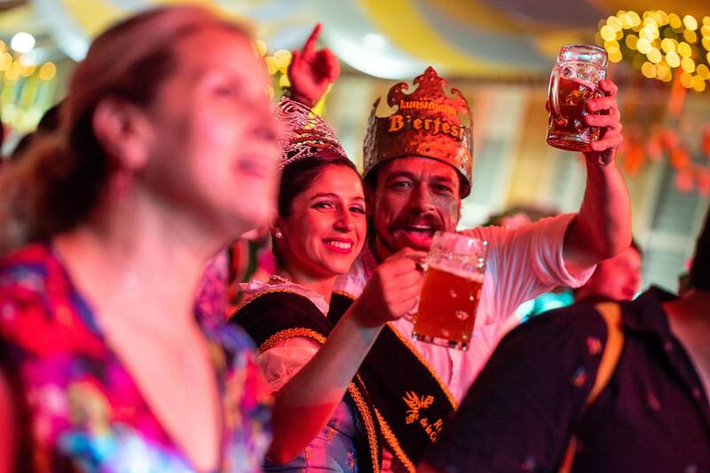 La tradicional fiesta cervecera partirá esta semana en el sur del país.