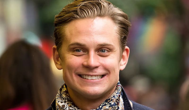 Billy Magnussen es parte del elenco.