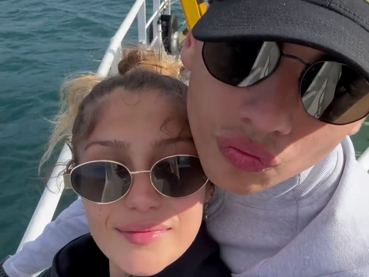 la pareja de jóvenes terminaron su relación.