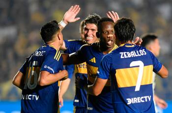 ¡Insólito! Estrella del Boca Juniors de los chilenos se bajó de la convocatoria por particular motivo
