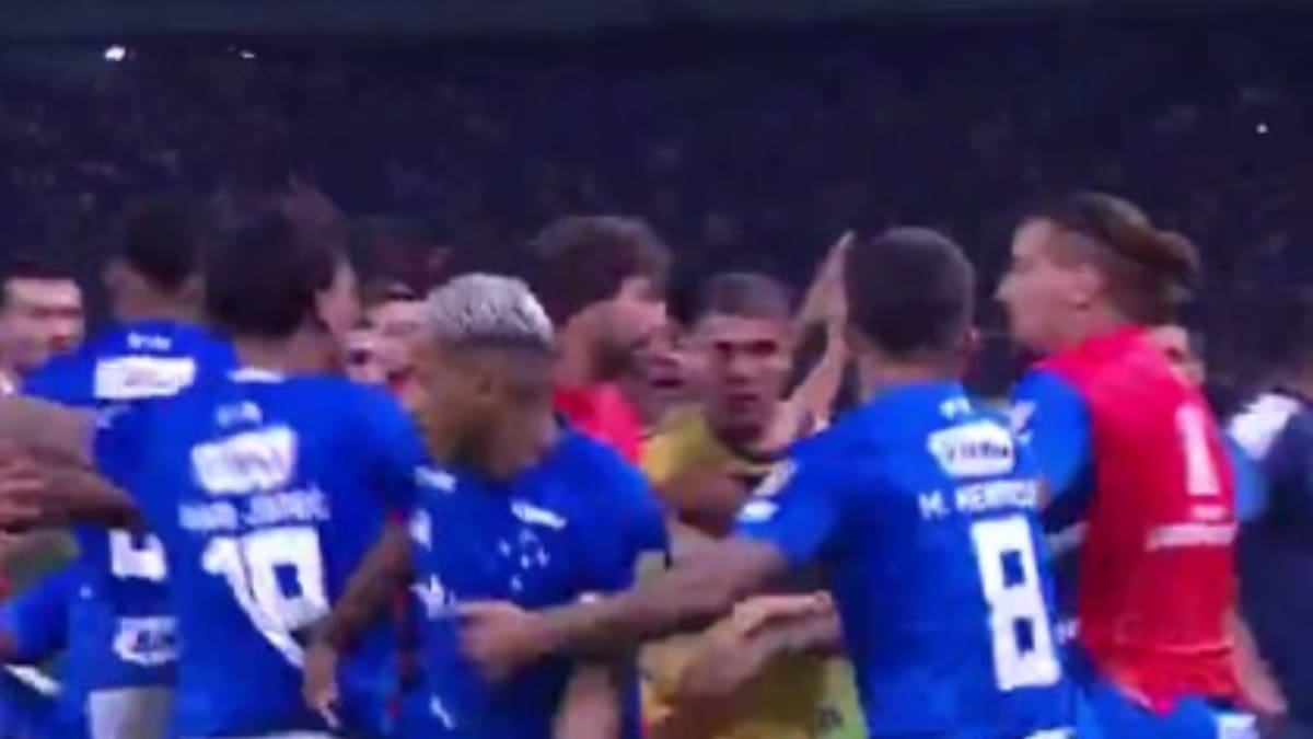 VIDEO | Partido de Cruzeiro con Boca por la Copa Libertadores terminó en batalla campal