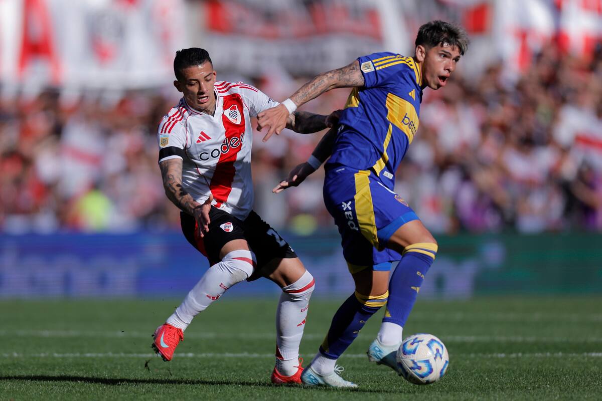Ambos clubes quieren asegurar su participación en la próxima fase de grupos de la Copa Libertadores. Foto: EFE