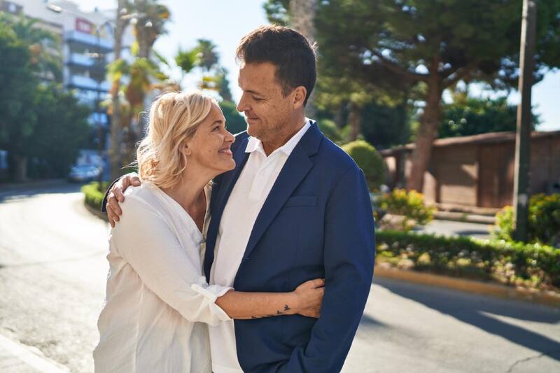 Este bono destaca a las parejas que demuestren un mínimo de 25 años de matrimonio.