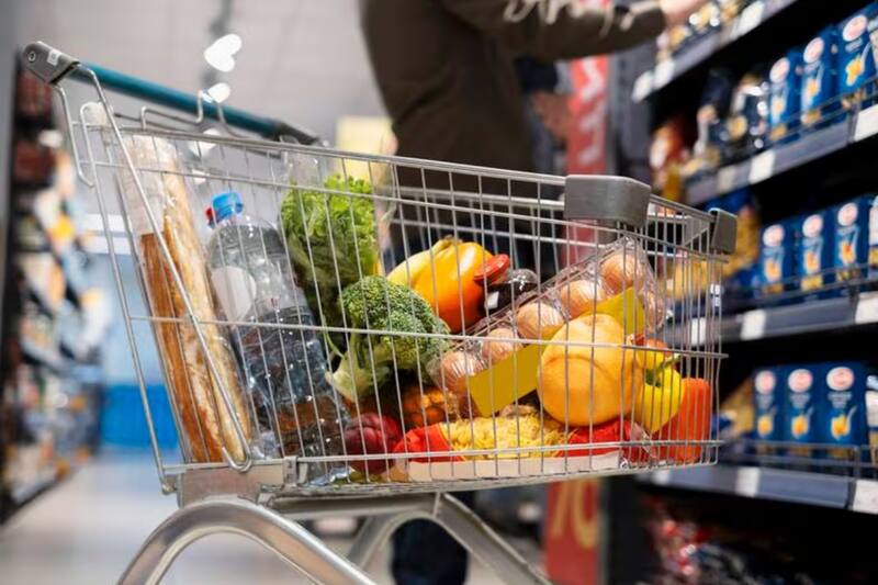 Solo puedes comprar alimentos con este apoyo económico.