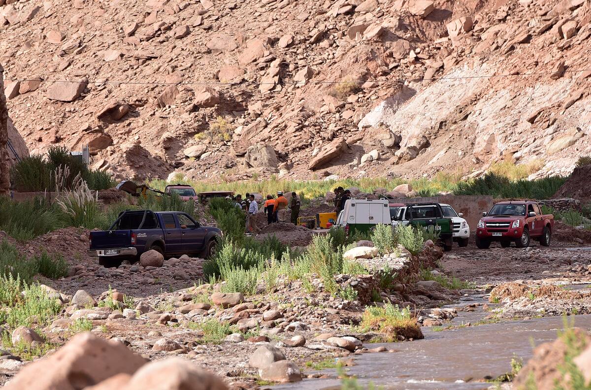 Bombero murió rescatando a dos turistas en cerro Toco de San Pedro de Atacama