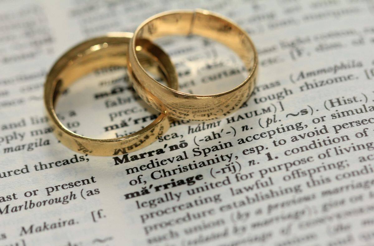 Matrimonios en Chile descendieron un 13,7%: IPS pagará $445.000 a cónyuges que celebren las Bodas de Oro