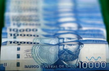 Conoce si tu hijo puede recibir $67 mil por haber salido de cuarto medio