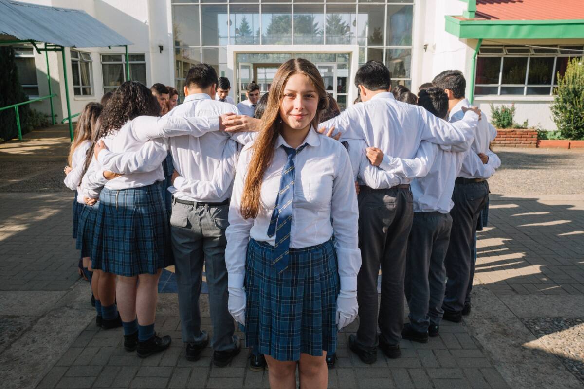 La entrega del beneficio del Estado busca incentivar a los estudiantes más vulnerables de Chile a mantener buenas calificaciones.