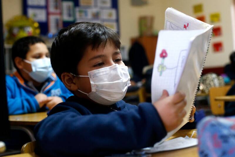 El Bono Logro Escolar premia el esfuerzo de los estudiantes más vulnerables del país.