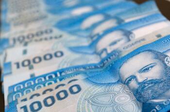 Consulta con tu RUT si recibiste los $64.000 que pagaron en marzo a familias de todo Chile