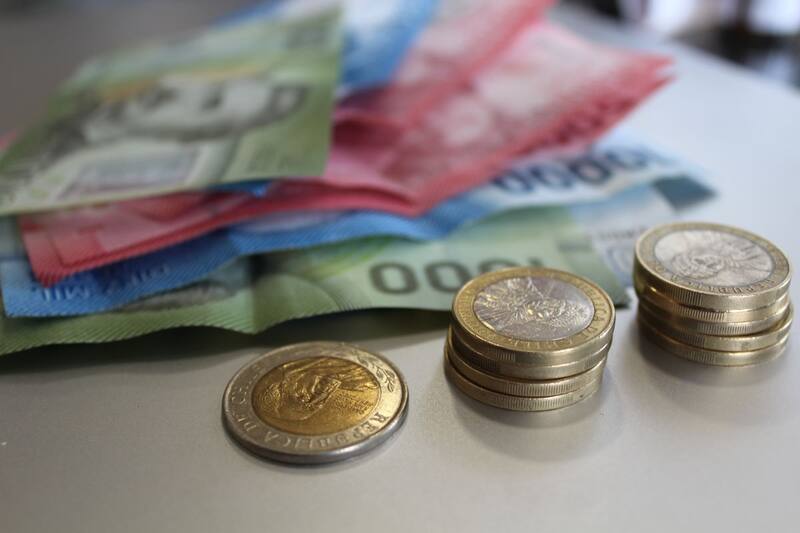 Revisa quiénes pueden acceder al beneficio y sus montos. Foto: En La Hora.