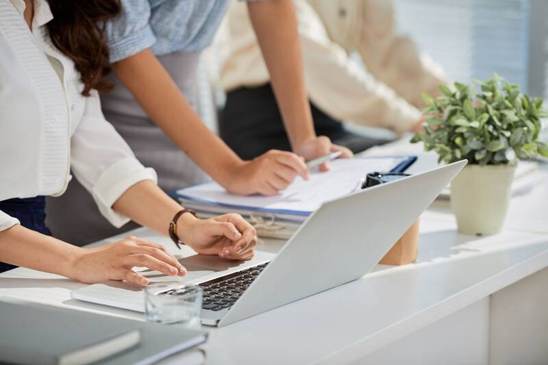 El pago del beneficio busca incentivar la inclusión de los jóvenes más vulnerables al mundo del empleo formal.