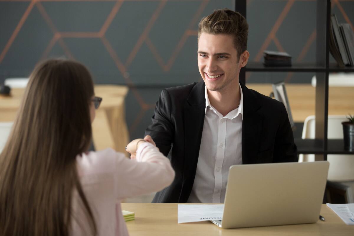 Si cumples los requisitos recibes el beneficio de forma automática.