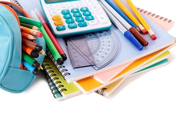 ¿Cómo puedo acceder a los útiles escolares gratuitos de Junaeb?