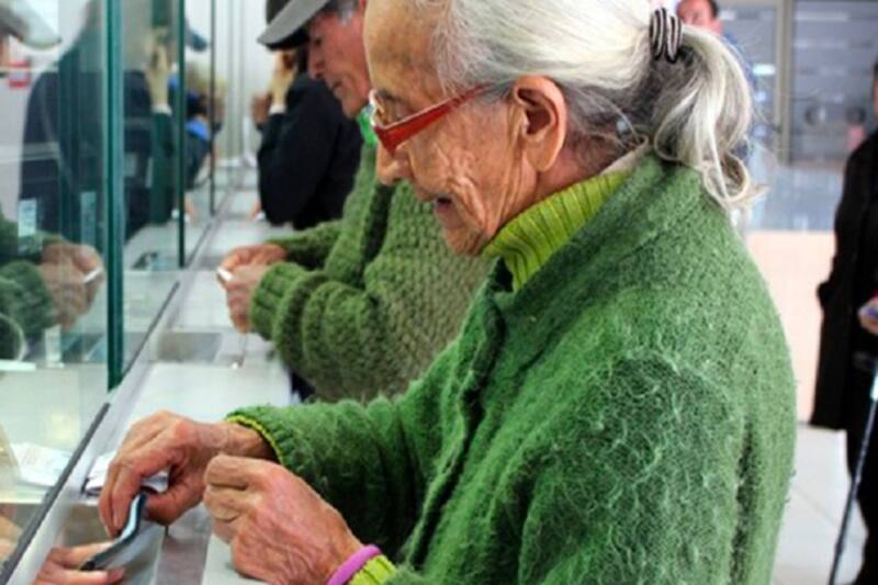 Revisa los 8 bonos disponibles para la tercera edad. Créditos: ATON