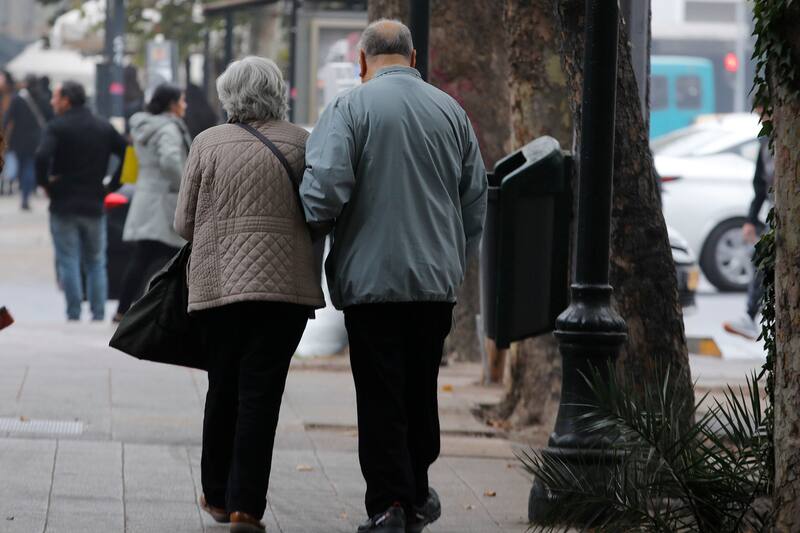 ¿Conoces todos los bonos para la tercera edad? Créditos: ATON.