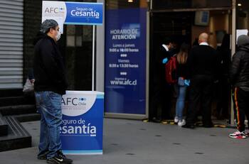 Si estás cesante puedes recibir algunas ayudas del Estado: Averigua cuáles son