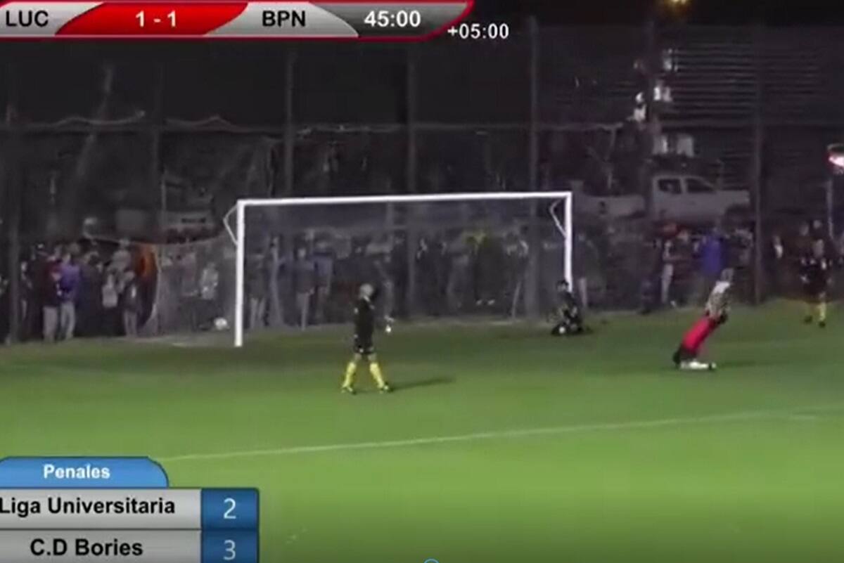 El arquero se transformó en el héroe de Bories de Puerto Natales en Copa Chile.