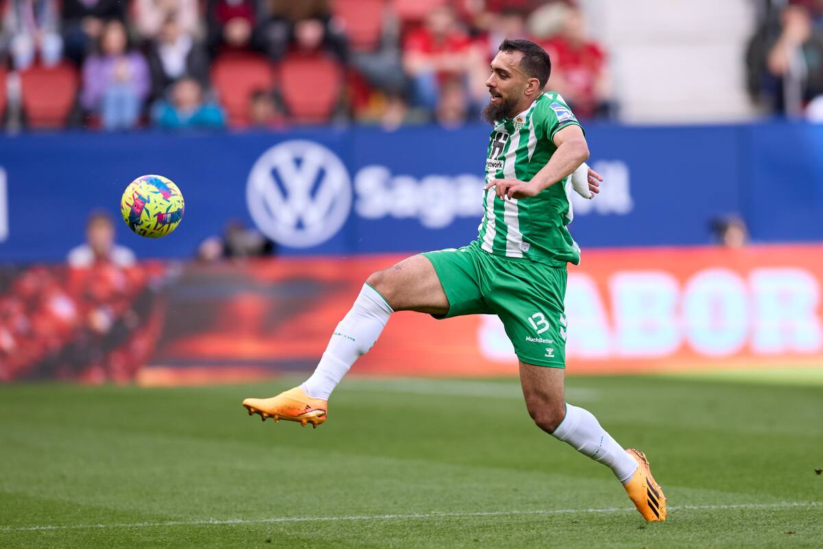 El Panda Iglesias ha tenido una temporada difícil con el Betis. Foto: @Realbetis.